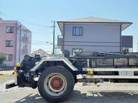 いすゞフォワードコンテナ専用車増トン（6t・8t）[写真10]