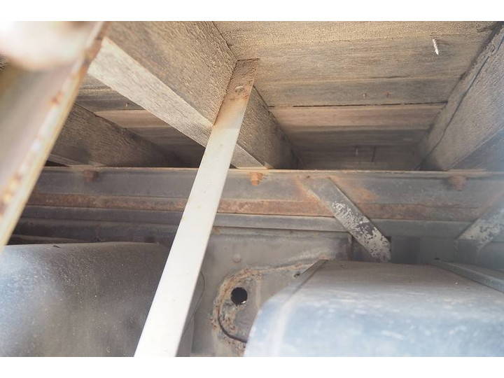 日野レンジャークレーン5段増トン（6t・8t）[写真28]