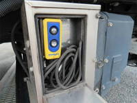 三菱ふそうファイター冷蔵冷凍ウイング中型（4t）[写真33]