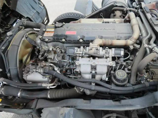 三菱ふそうファイター冷蔵冷凍ウイング中型（4t）[写真35]