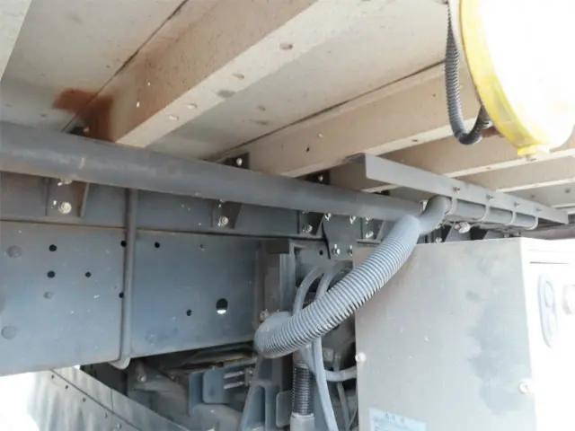 三菱ふそうファイター冷蔵冷凍ウイング中型（4t）[写真38]