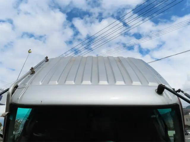 三菱ふそうファイター冷蔵冷凍ウイング中型（4t）[写真06]