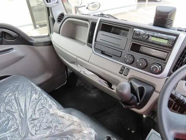 三菱ふそうキャンターダンプ小型（2t・3t）[写真13]