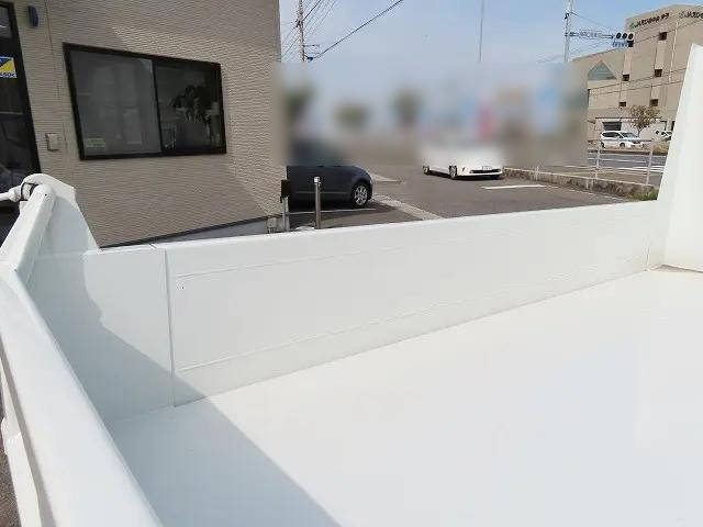 三菱ふそうキャンターダンプ小型（2t・3t）[写真24]