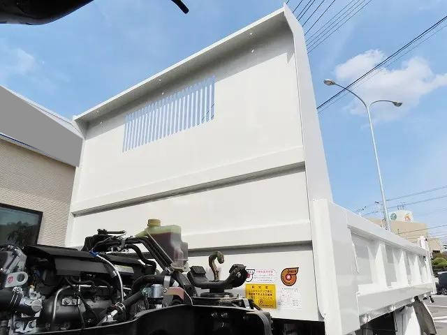 三菱ふそうキャンターダンプ小型（2t・3t）[写真28]