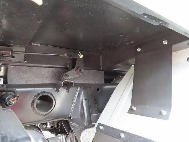 三菱ふそうキャンターダンプ小型（2t・3t）[写真34]