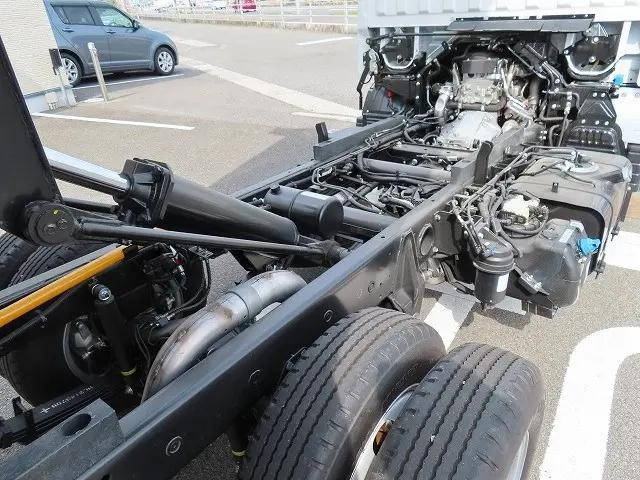 三菱ふそうキャンターダンプ小型（2t・3t）[写真37]