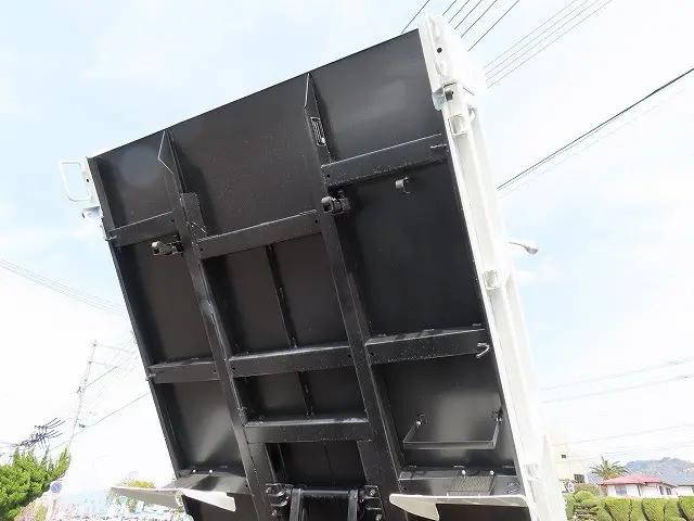 三菱ふそうキャンターダンプ小型（2t・3t）[写真40]