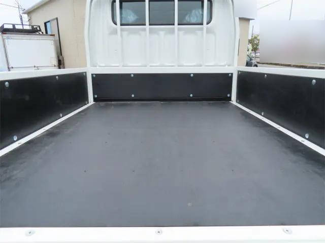 三菱ふそうキャンターダブルキャブ（Wキャブ）小型（2t・3t）[写真24]