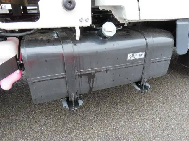 三菱ふそうキャンターダブルキャブ（Wキャブ）小型（2t・3t）[写真37]