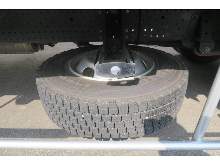 いすゞエルフパネルバン小型（2t・3t）[写真16]