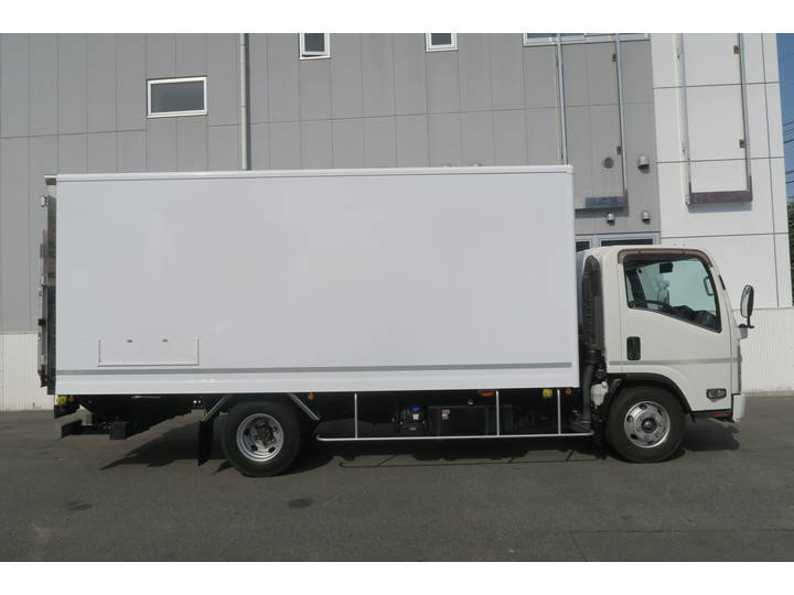 いすゞエルフパネルバン小型（2t・3t）[写真22]