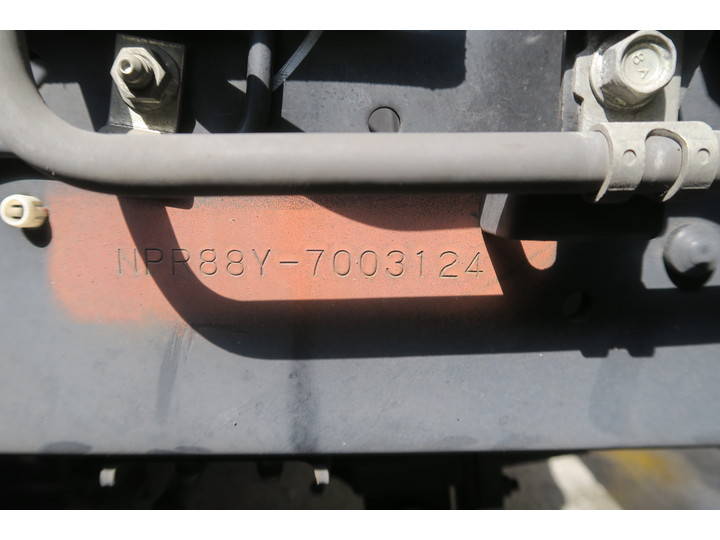 いすゞエルフパネルバン小型（2t・3t）[写真26]