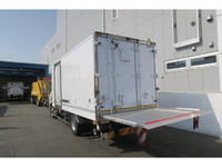 いすゞエルフパネルバン小型（2t・3t）[写真02]