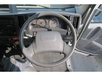 いすゞエルフパネルバン小型（2t・3t）[写真37]