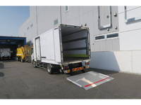 いすゞエルフパネルバン小型（2t・3t）[写真04]