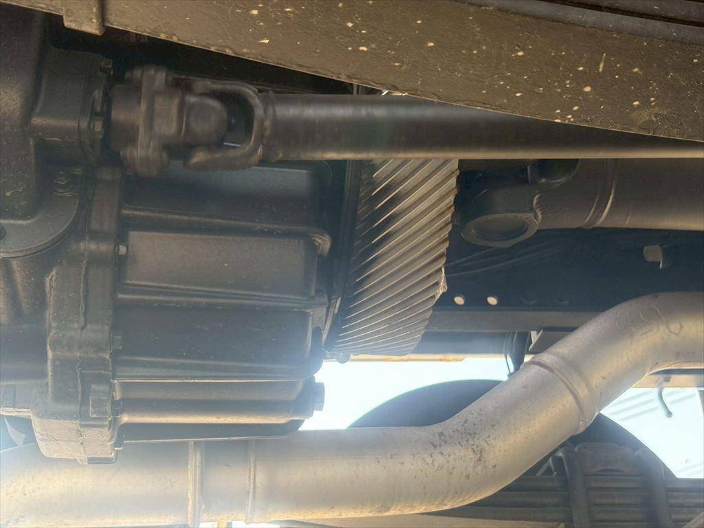 日野プロフィアセルフクレーン4段大型（10t）[写真15]