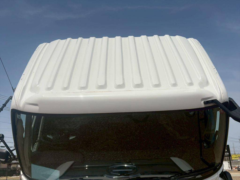 日野プロフィアセルフクレーン4段大型（10t）[写真18]