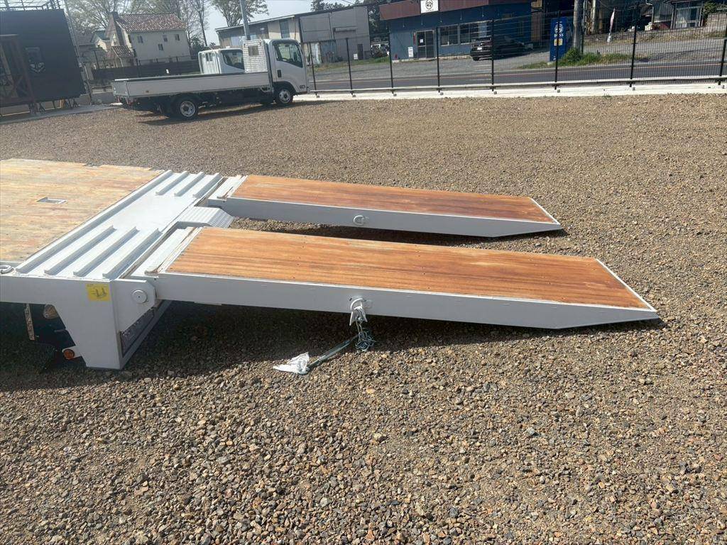 日野プロフィアセルフクレーン4段大型（10t）[写真08]