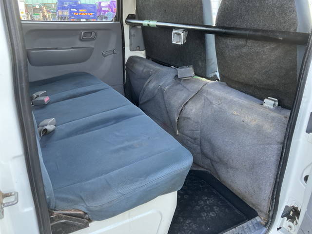 三菱ふそうキャンターダブルキャブ（Wキャブ）小型（2t・3t）[写真31]