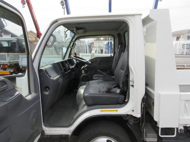 いすゞエルフダンプ小型（2t・3t）[写真12]
