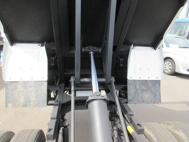 いすゞエルフダンプ小型（2t・3t）[写真23]