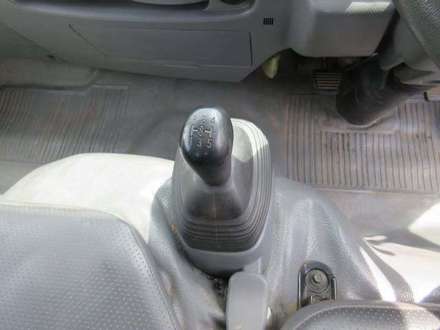 いすゞエルフダンプ小型（2t・3t）[写真09]