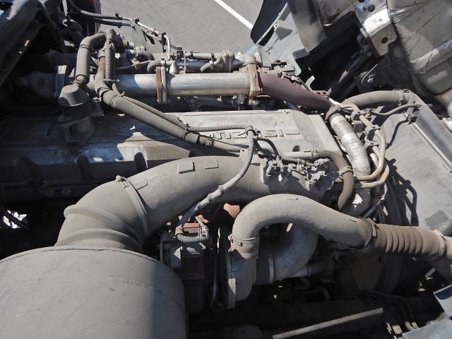 いすゞギガトレーラーヘッド（トラクターヘッド）大型（10t）[写真13]