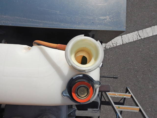 いすゞギガトレーラーヘッド（トラクターヘッド）大型（10t）[写真15]