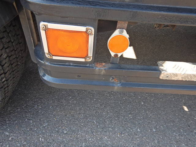 いすゞギガトレーラーヘッド（トラクターヘッド）大型（10t）[写真29]