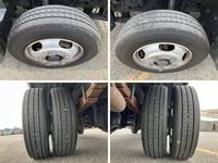 三菱ふそうキャンター平ボディ小型（2t・3t）[写真19]