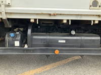 三菱ふそうキャンター平ボディ小型（2t・3t）[写真23]