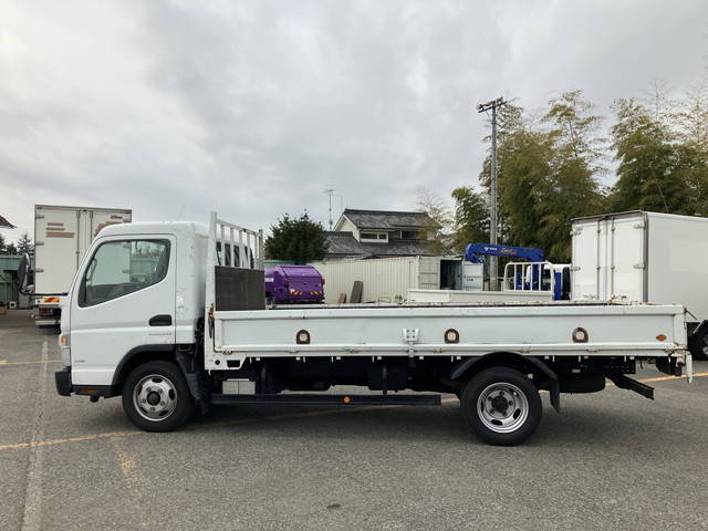 三菱ふそうキャンター平ボディ小型（2t・3t）[写真05]