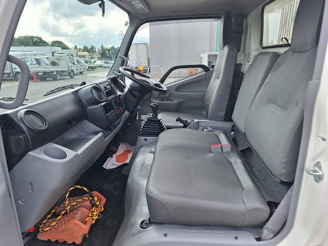 日野デュトロダンプ小型（2t・3t）[写真17]