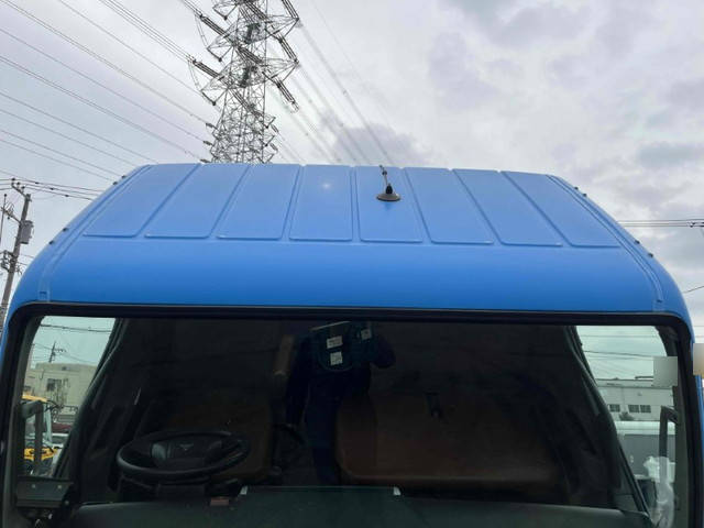 三菱ふそうキャンターパッカー車（塵芥車）小型（2t・3t）[写真23]
