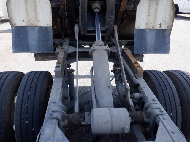 いすゞエルフダンプ小型（2t・3t）[写真12]