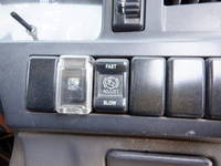 いすゞエルフダンプ小型（2t・3t）[写真31]