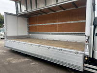 三菱ふそうファイターアルミウイング中型（4t）[写真10]