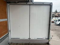 三菱ふそうファイターアルミウイング中型（4t）[写真11]