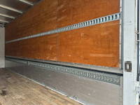 三菱ふそうファイターアルミウイング中型（4t）[写真15]