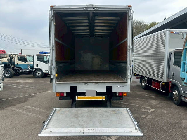 三菱ふそうファイターアルミウイング中型（4t）[写真19]