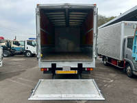 三菱ふそうファイターアルミウイング中型（4t）[写真19]