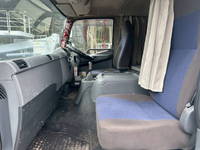 三菱ふそうファイターアルミウイング中型（4t）[写真26]