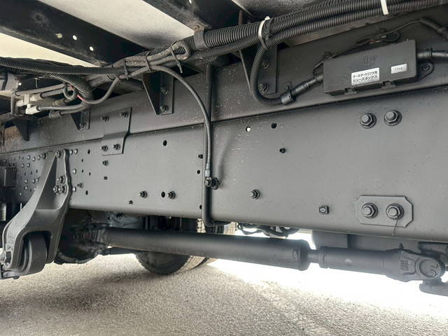 三菱ふそうファイターアルミウイング中型（4t）[写真32]