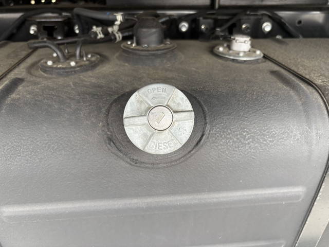 日野デュトロアルミバン小型（2t・3t）[写真11]