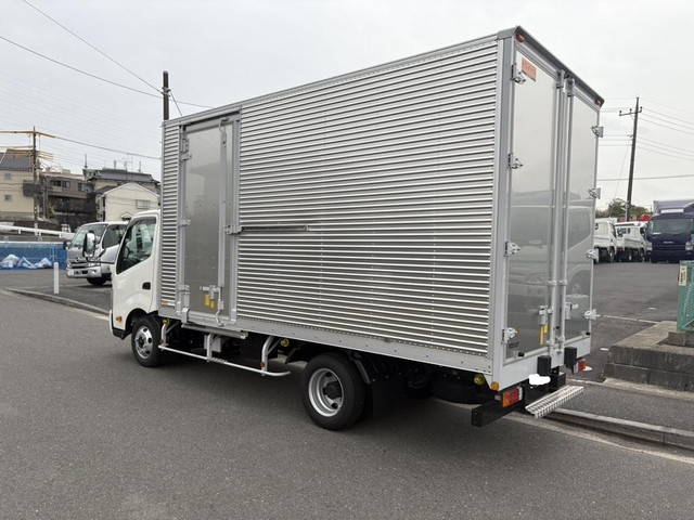 日野デュトロアルミバン小型（2t・3t）[写真07]