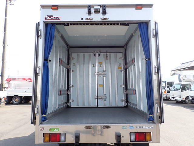 いすゞエルフ冷凍車（冷蔵車）小型（2t・3t）[写真13]