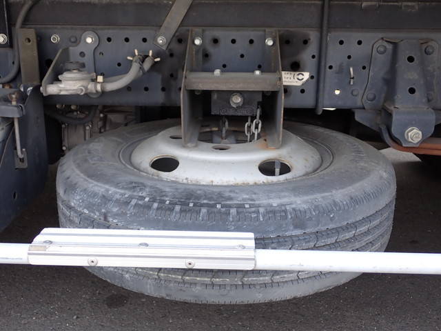 いすゞエルフ冷凍車（冷蔵車）小型（2t・3t）[写真28]