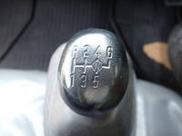 いすゞエルフ冷凍車（冷蔵車）小型（2t・3t）[写真32]