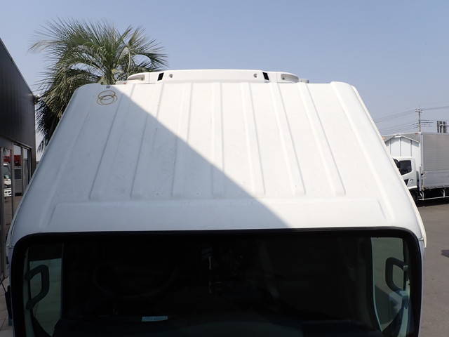 いすゞエルフ冷凍車（冷蔵車）小型（2t・3t）[写真37]